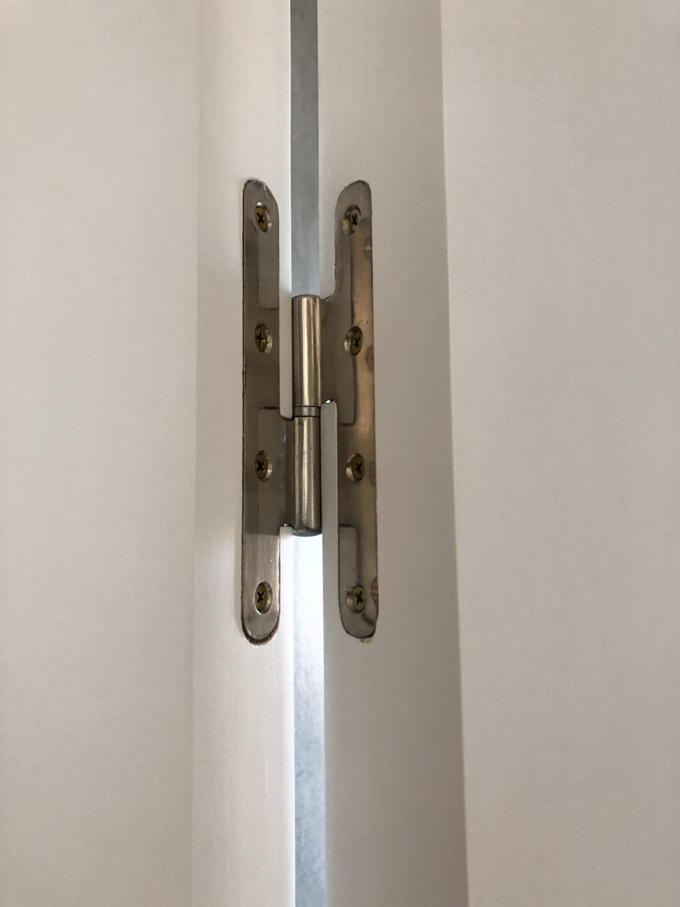 La Viga | Mobiliario & Aberturas – Puertas de piso a techo